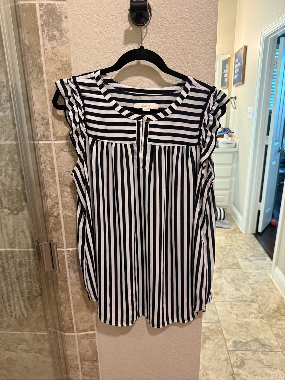 LOFT Maternity Black & White Striped Ruffle Sleeve Women's Top